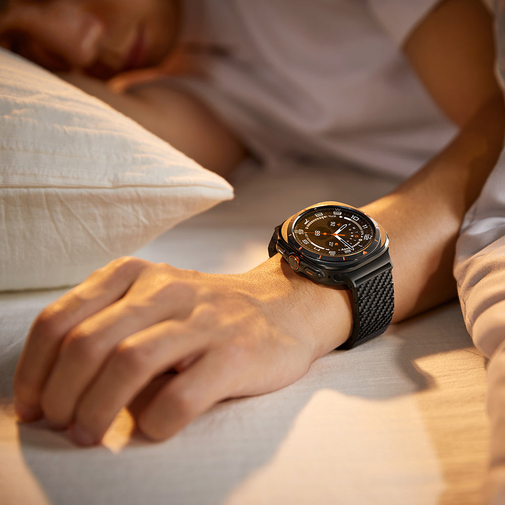 Pitaka Modern Serisi Samsung Galaxy Watch Ultra 47mm Karbon Fiber Black-Grey Twill Kordon Pitaka Modern Serisi Samsung Galaxy Watch Ultra 47mm Karbon Fiber Black-Grey Twill Kordon